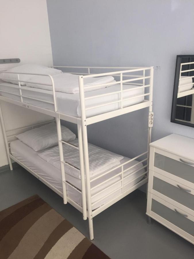 Corner Hostel *