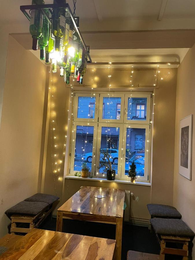 Corner Hostel *